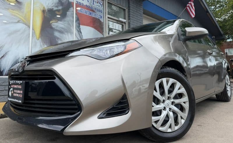 2017 TOYOTA COROLLA LE