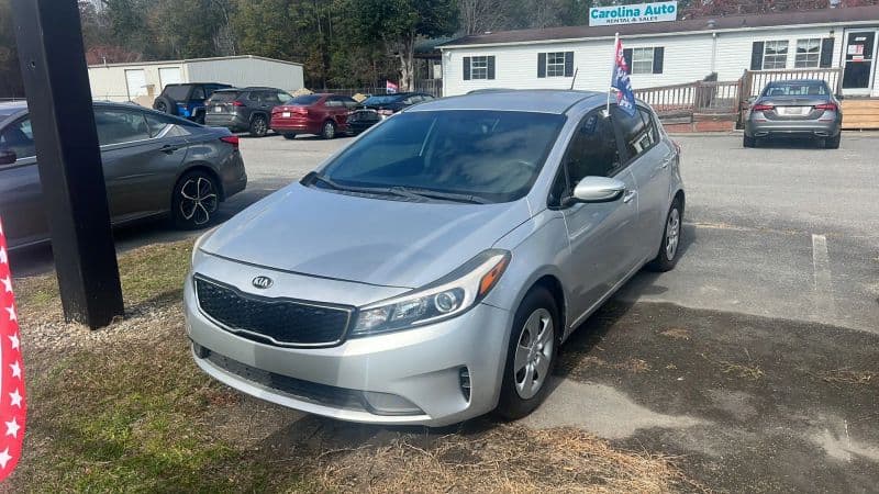 2017 KIA FORTE FORTE5 LX