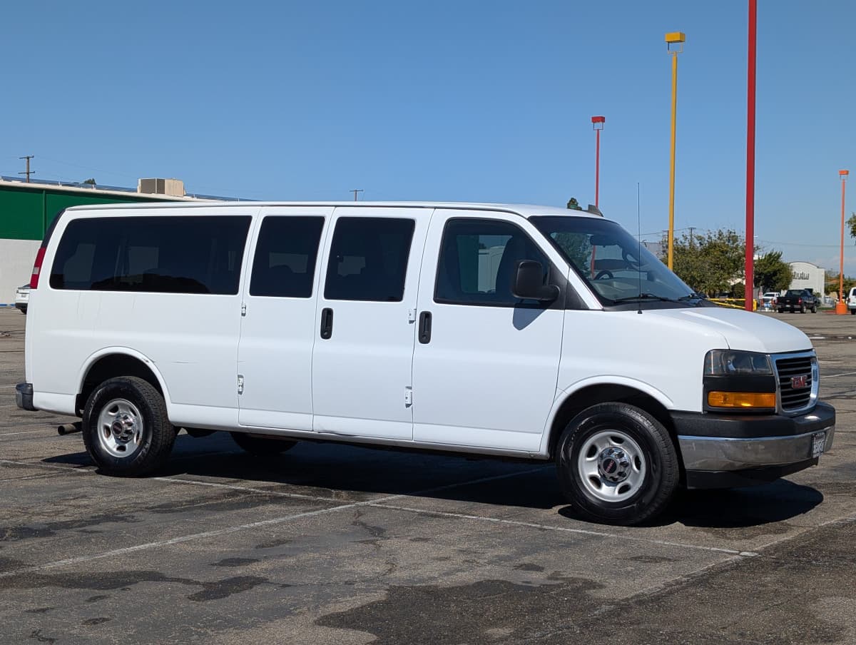 2018 GMC SAVANA 3500 LT