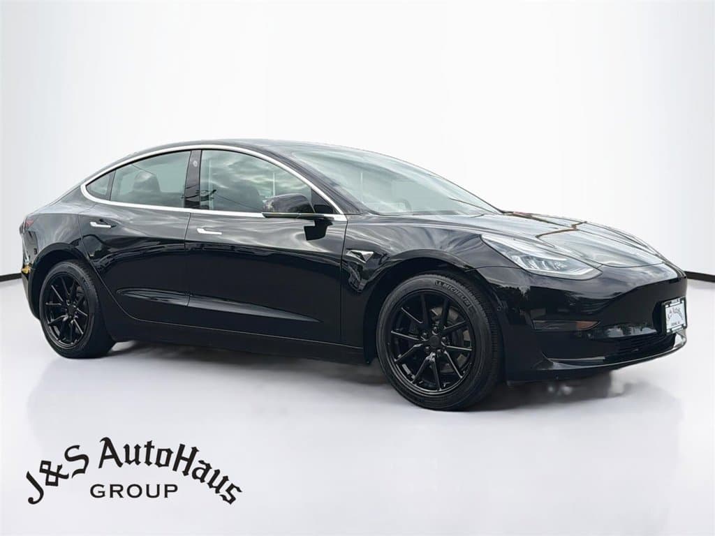 2020 TESLA MODEL 3 STANDARD RANGE Plus