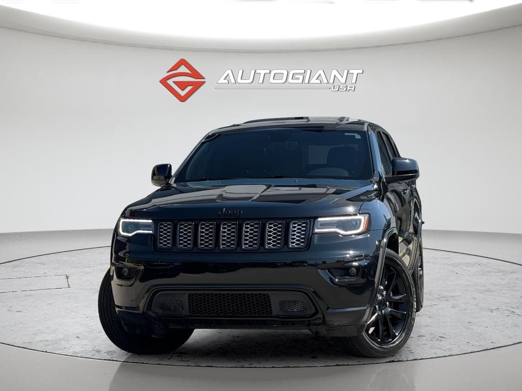 2020 JEEP GRAND CHEROKEE LAREDO ALTITUDE Edition