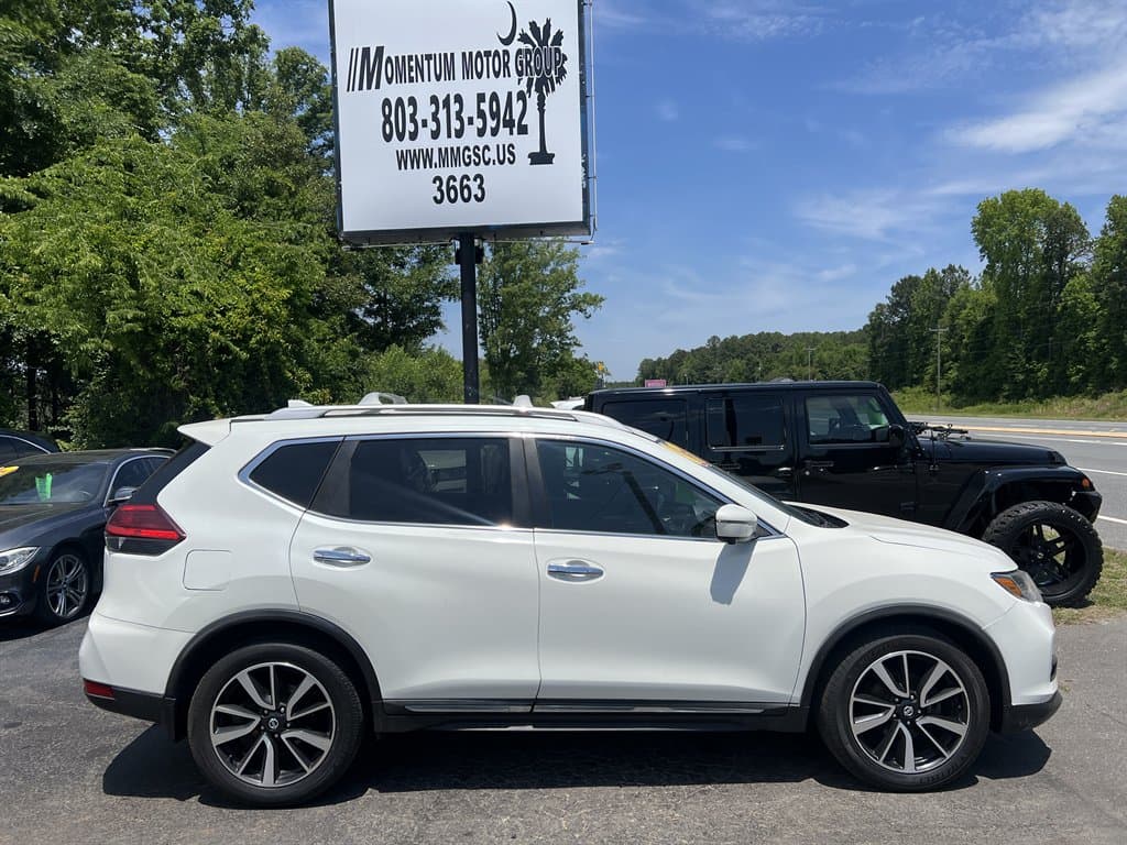 2017 NISSAN ROGUE SL
