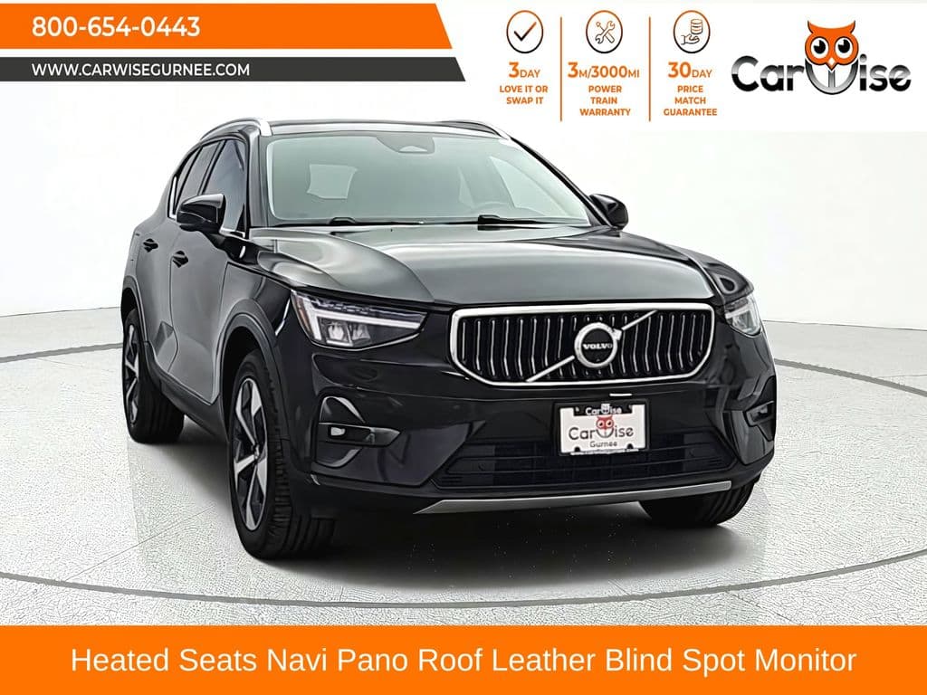 2024 VOLVO XC40 B5 Plus