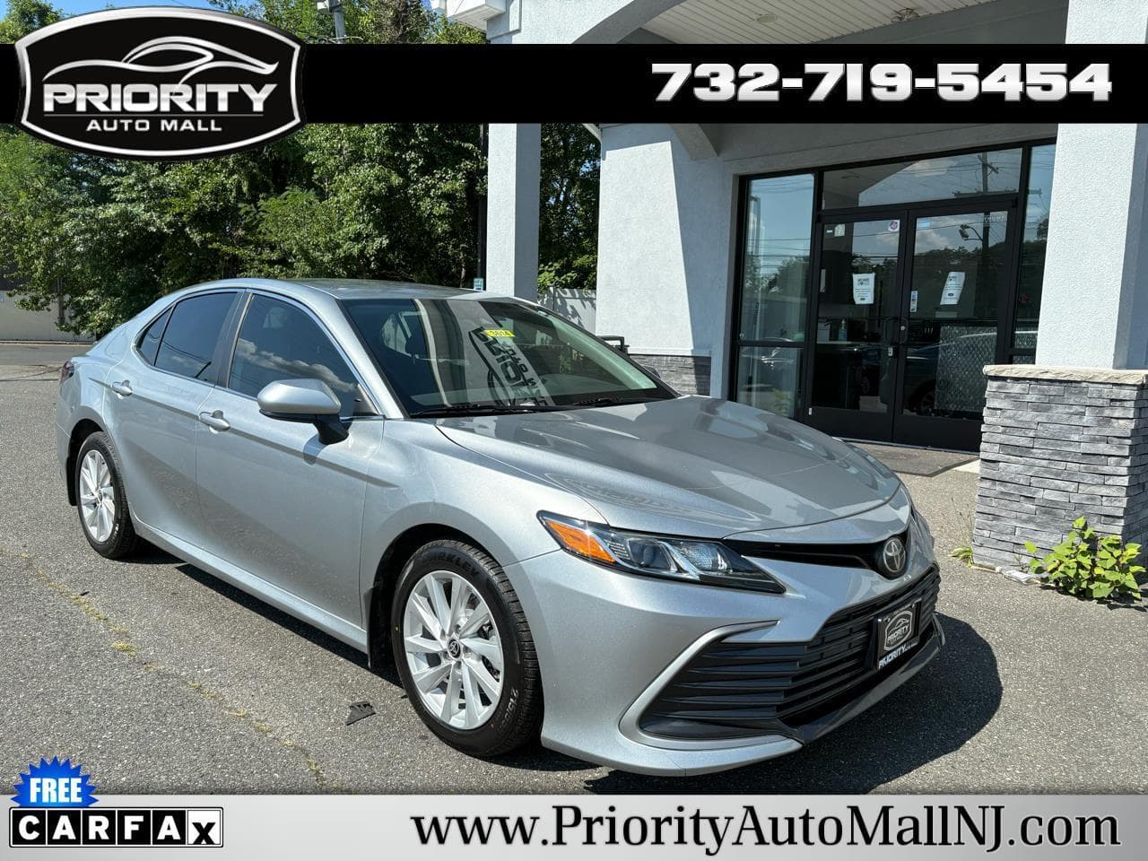 2022 TOYOTA CAMRY LE