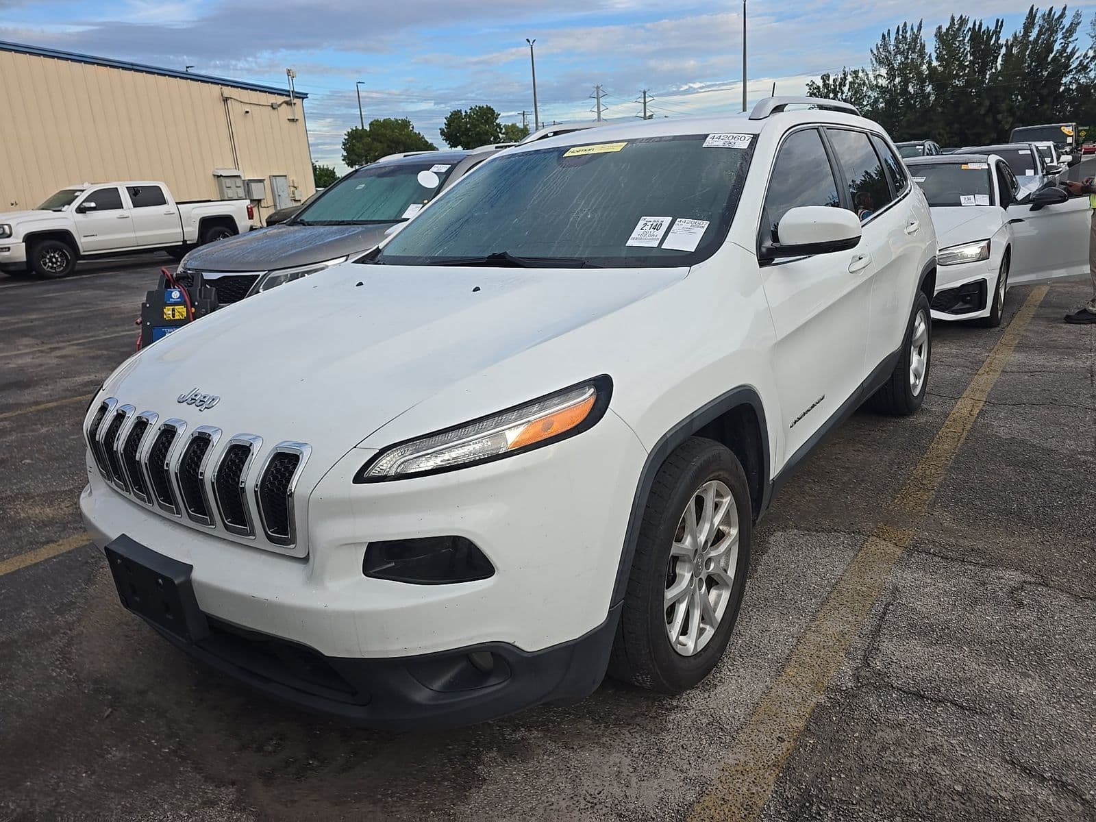 2017 JEEP CHEROKEE Latitude