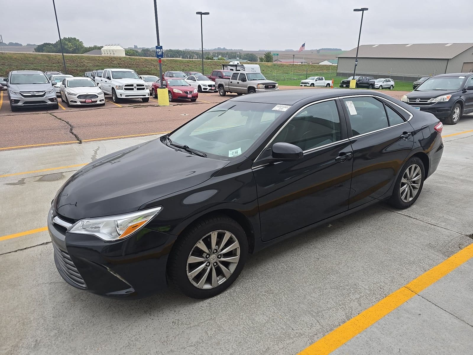 2017 TOYOTA CAMRY XLE