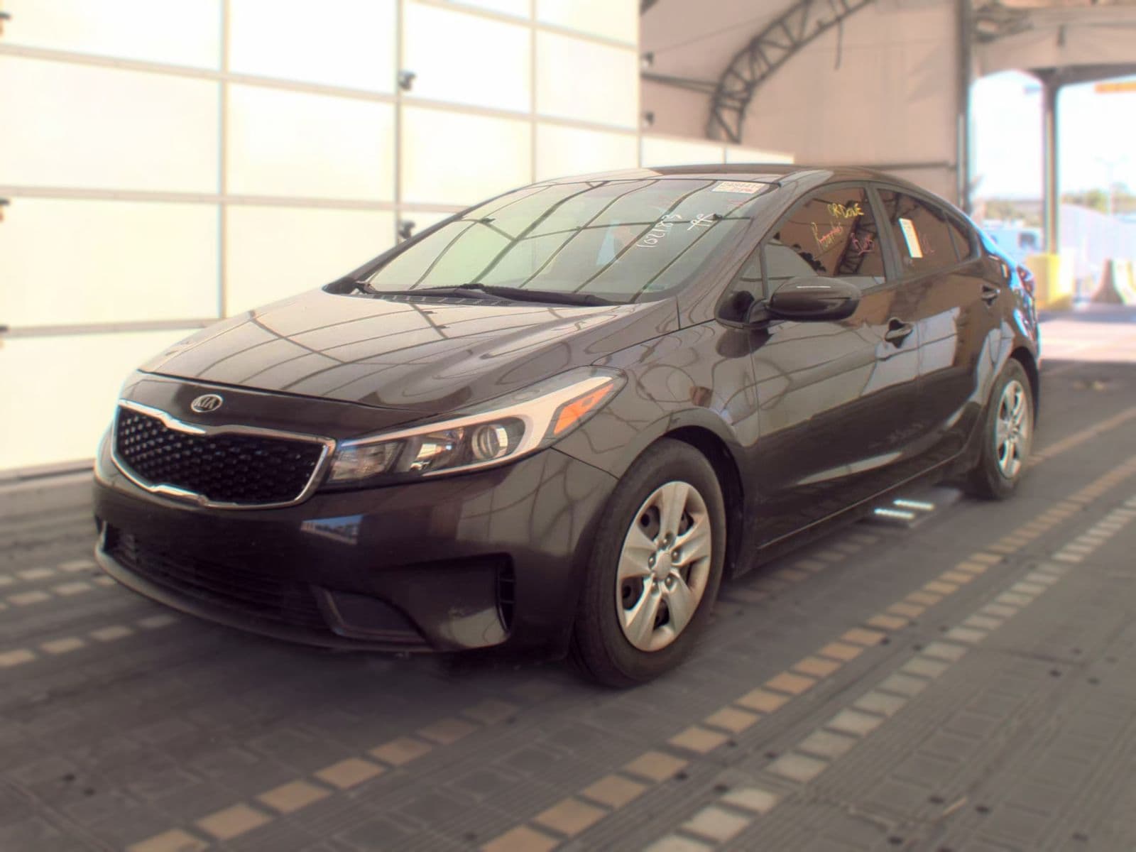 2017 KIA FORTE LX