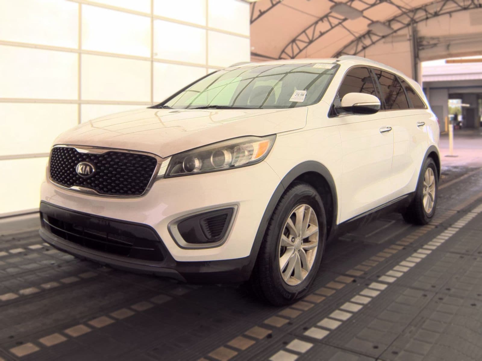 2017 KIA SORENTO LX