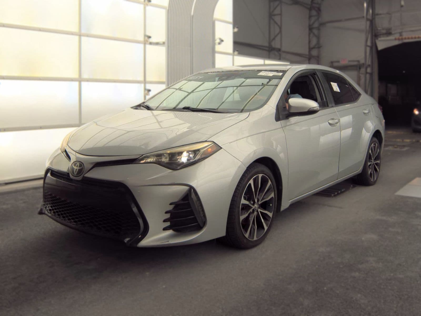 2017 TOYOTA COROLLA SE