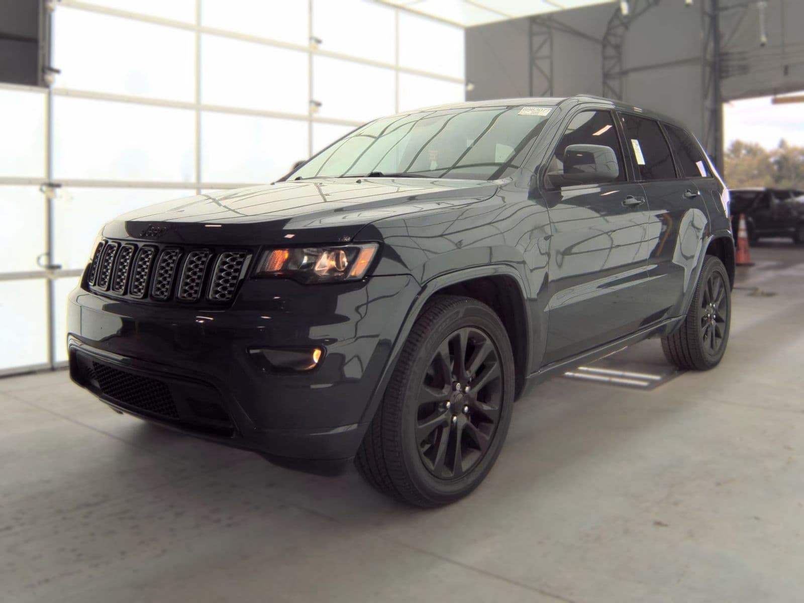 2017 JEEP GRAND CHEROKEE LAREDO ALTITUDE Edition