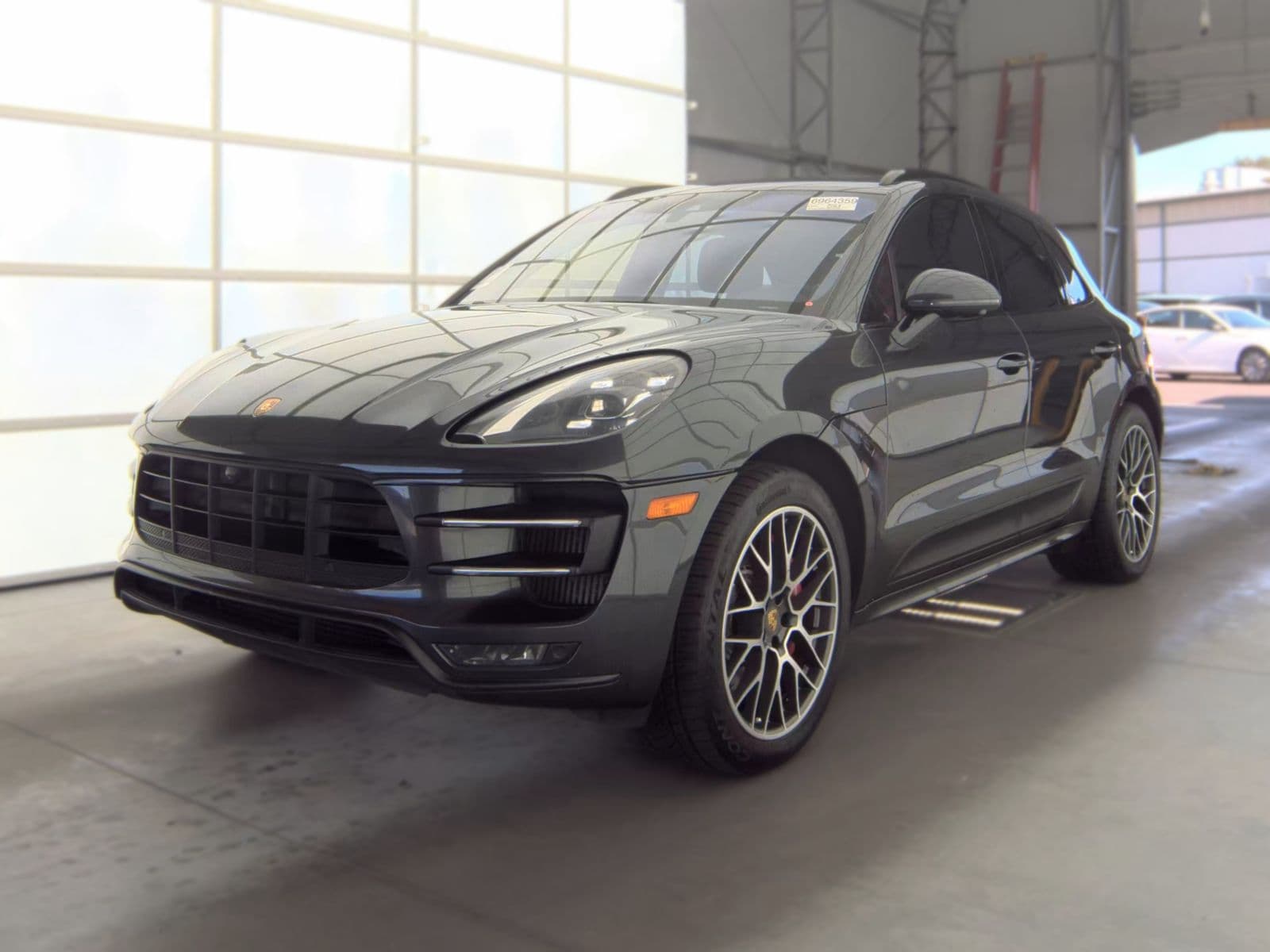 2017 PORSCHE MACAN Turbo