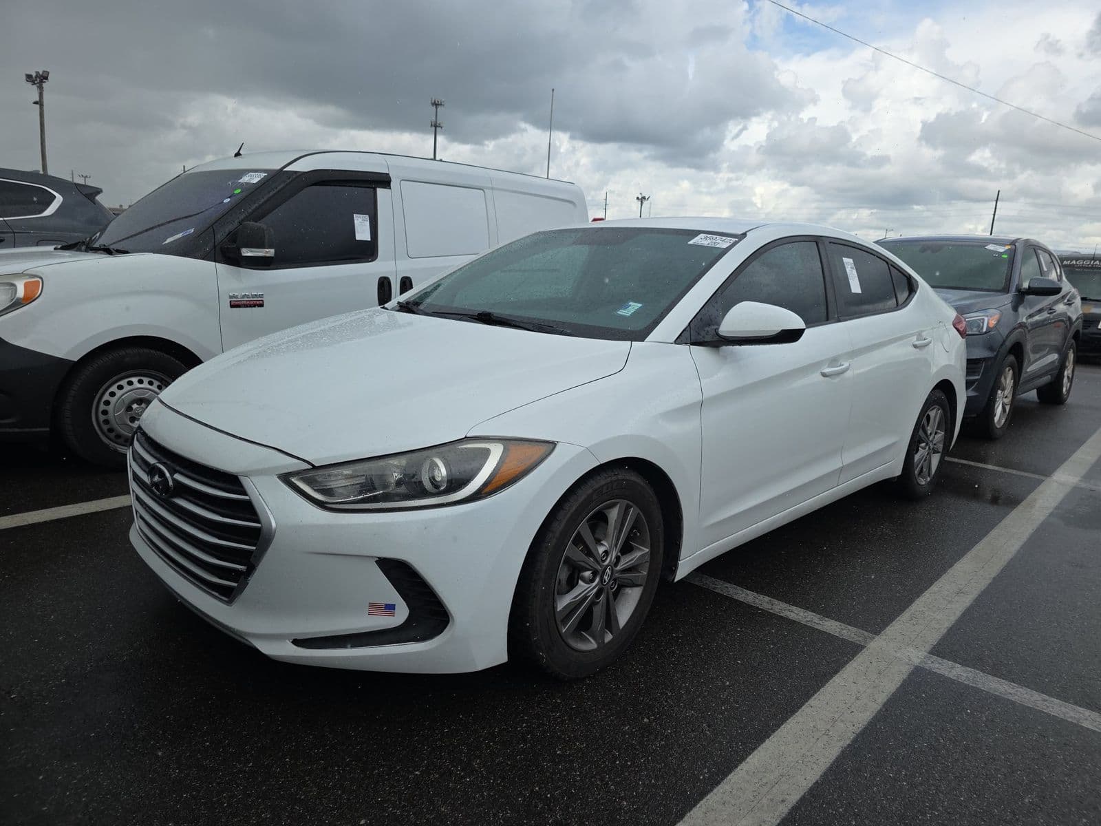 2017 HYUNDAI ELANTRA SE