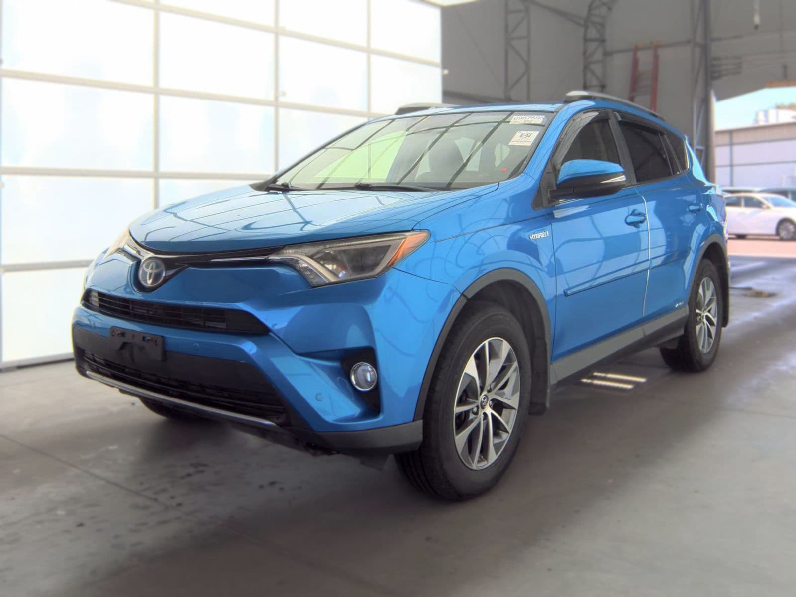 2017 TOYOTA RAV4 HYBRID XLE