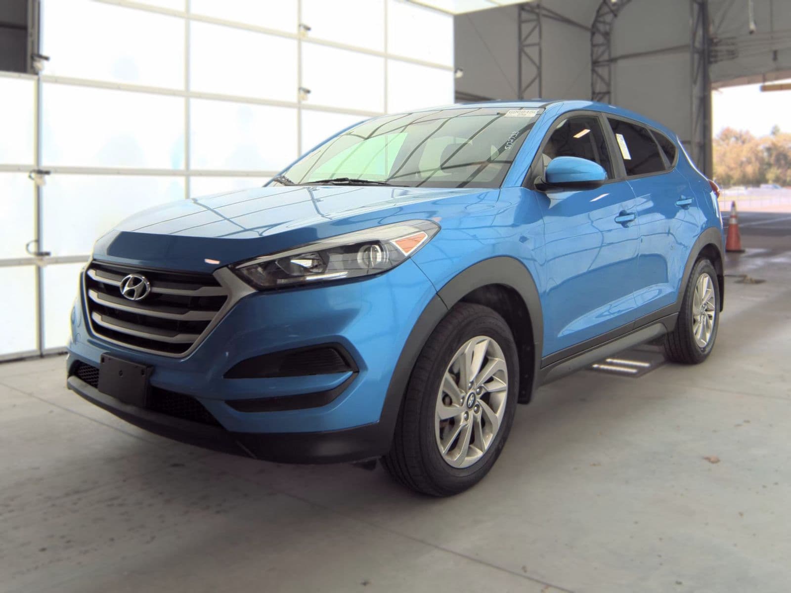 2017 HYUNDAI TUCSON SE