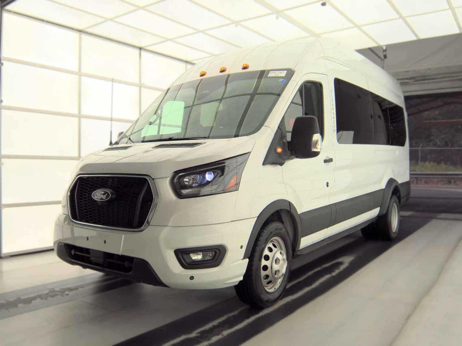 2026 FORD TRANSIT 350 HD XLT