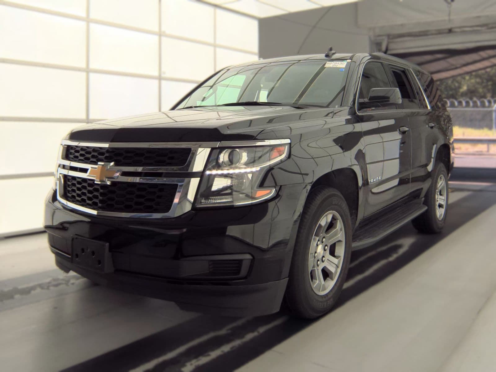 2019 CHEVROLET TAHOE LS 1