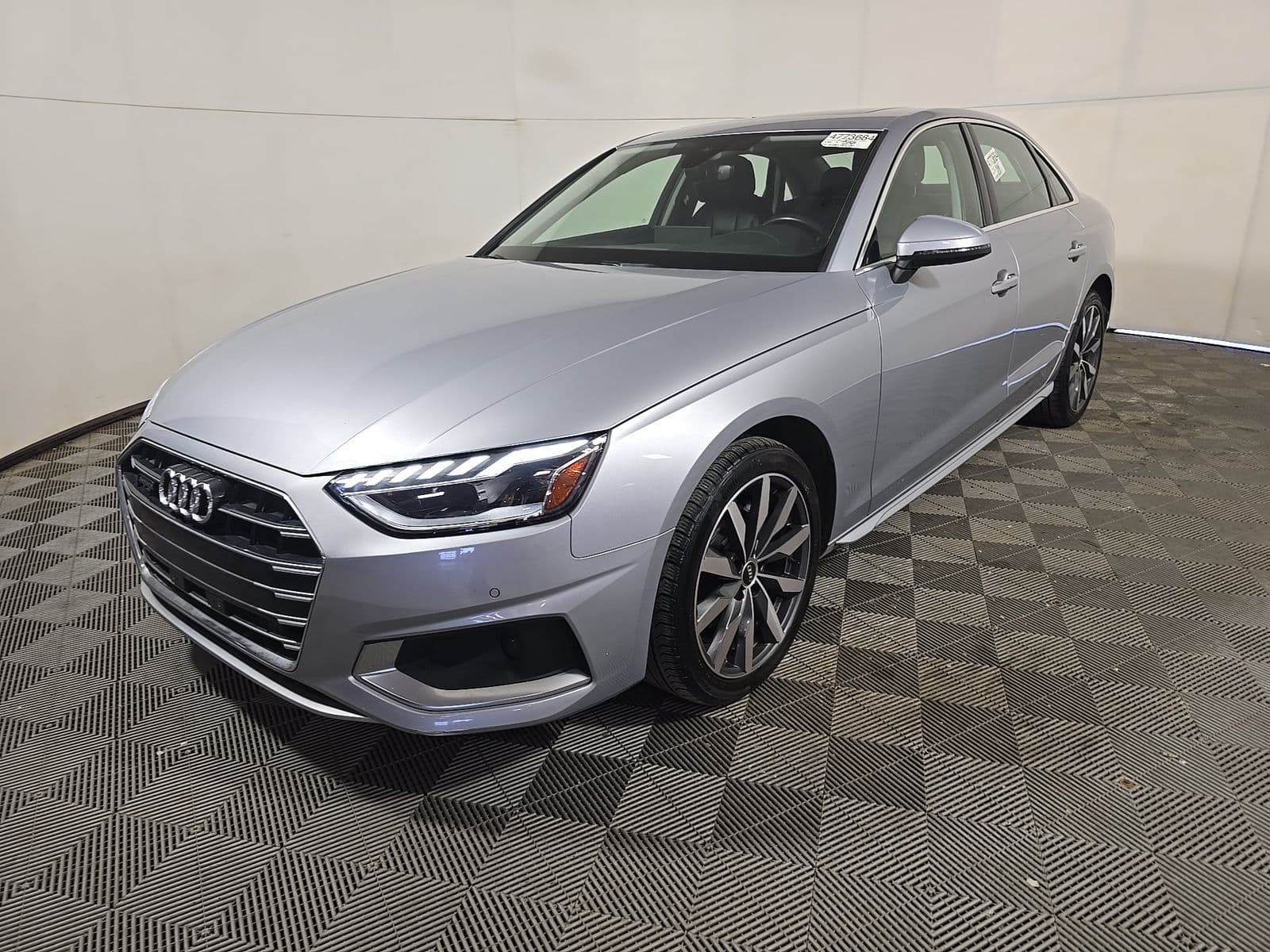 2022 AUDI A4 PREMIUM Plus