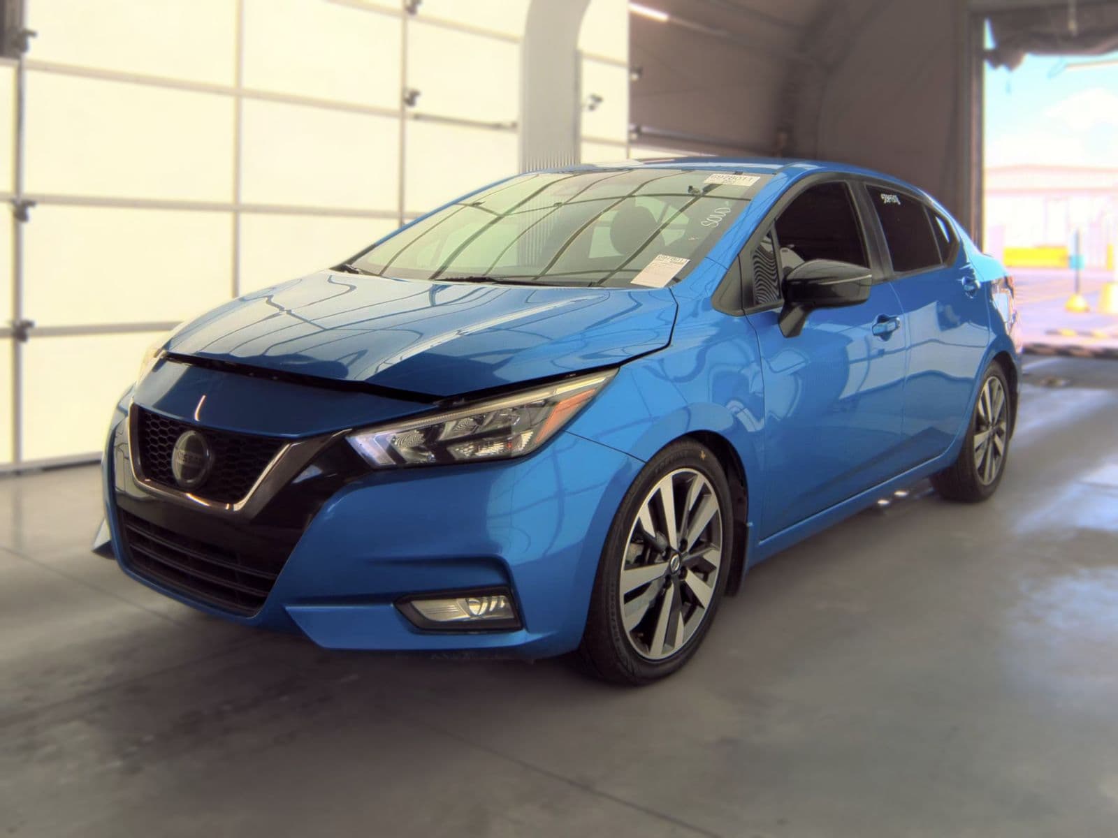 2020 NISSAN VERSA SR