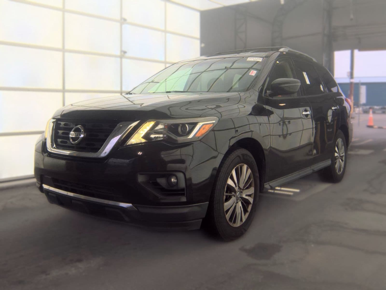 2018 NISSAN PATHFINDER SV