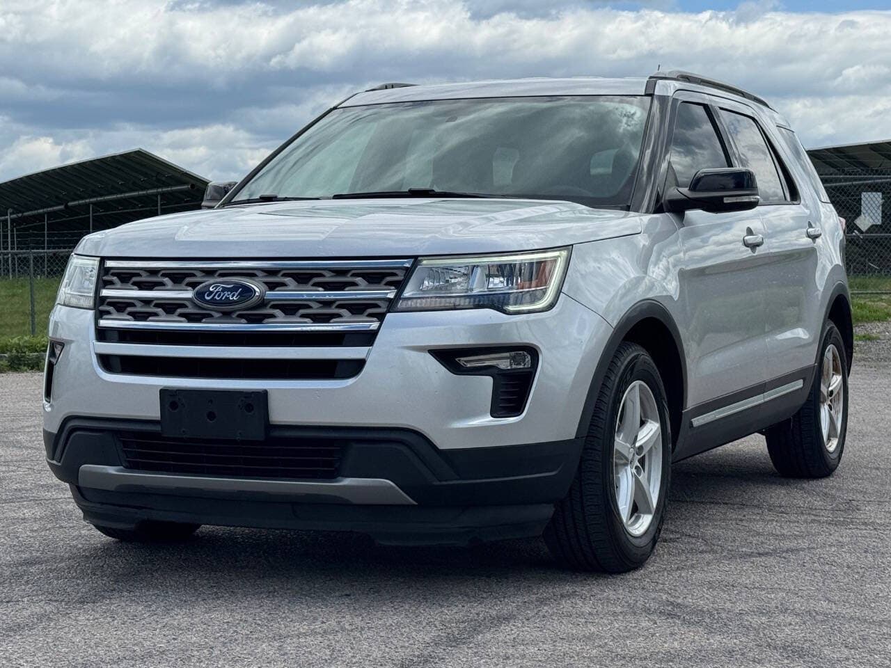 2018 FORD EXPLORER XLT 1