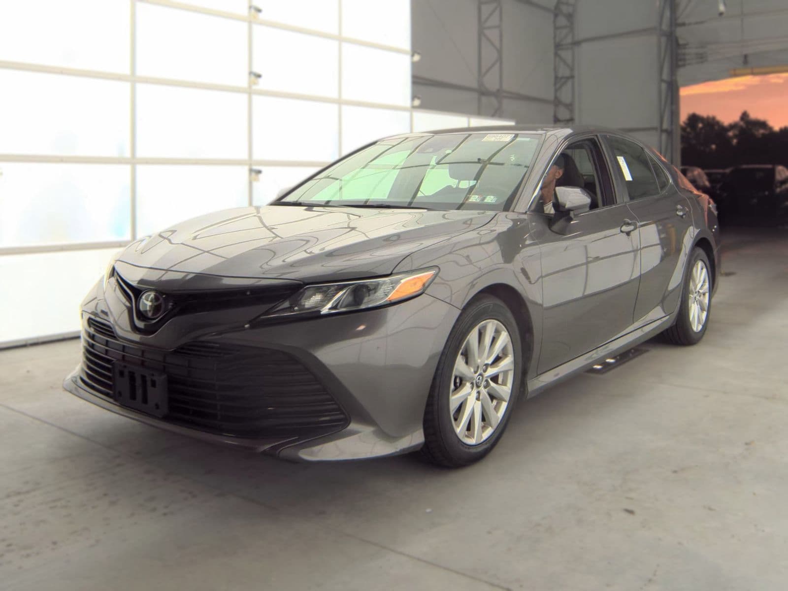 2020 TOYOTA CAMRY LE