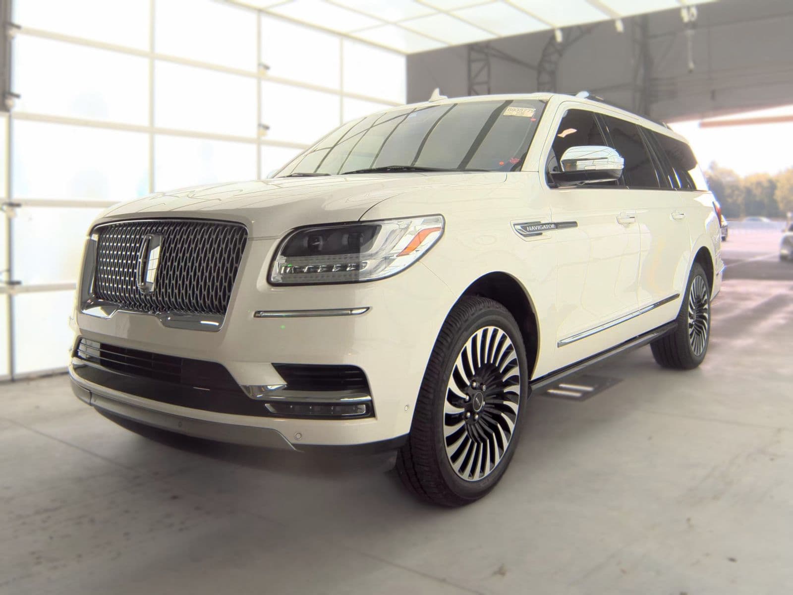 2021 LINCOLN NAVIGATOR L BLACK Label