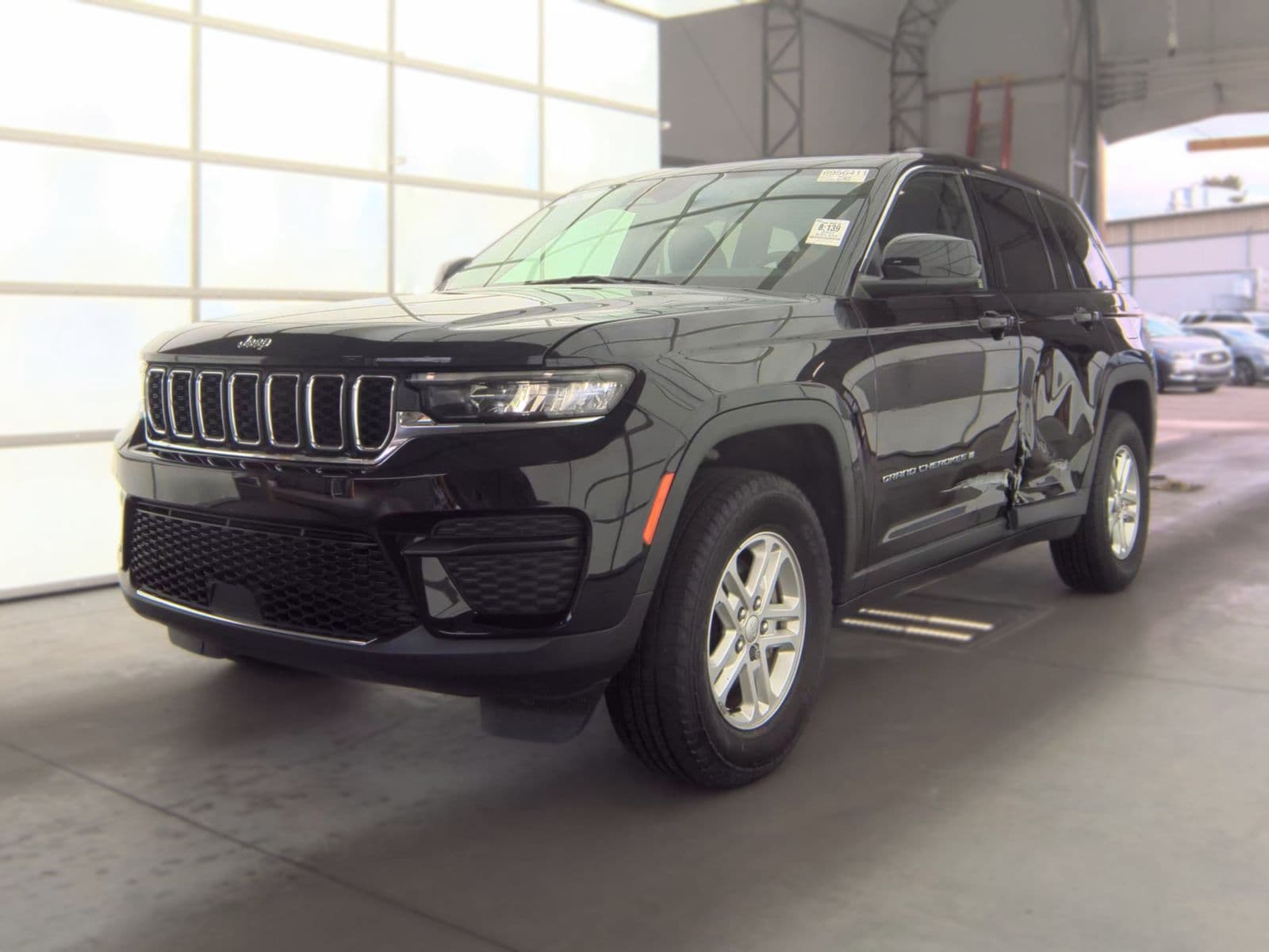 2022 JEEP GRAND CHEROKEE Laredo
