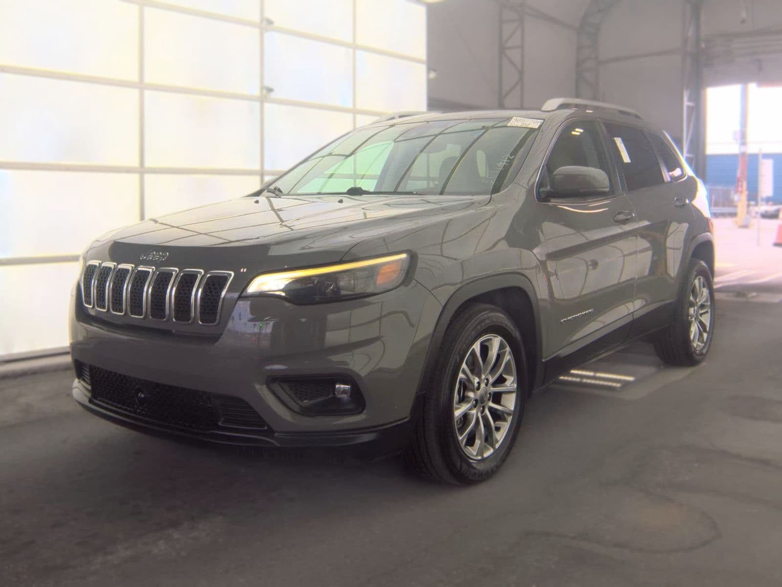 2021 JEEP CHEROKEE LATITUDE Lux 1