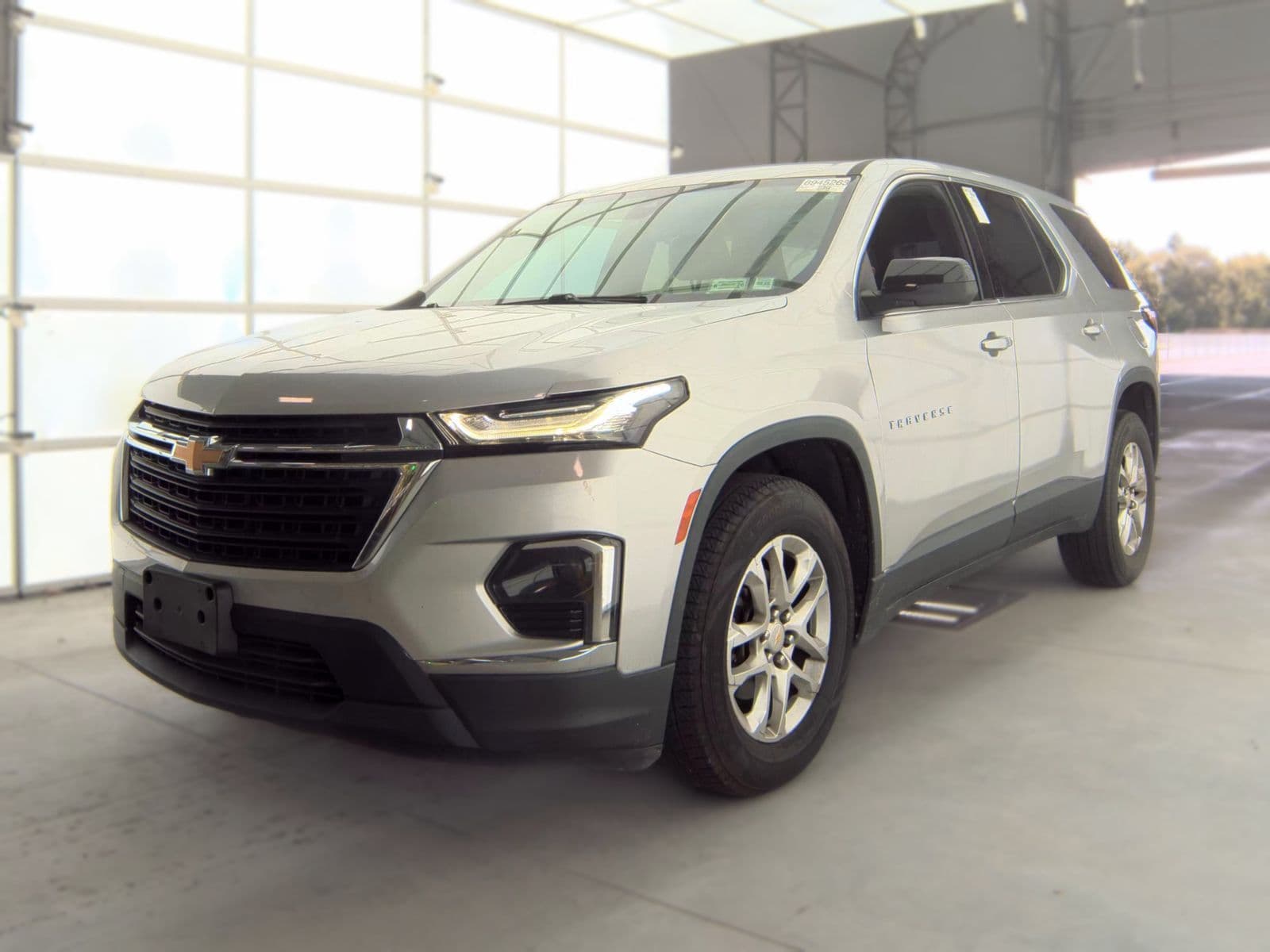 2022 CHEVROLET TRAVERSE LS