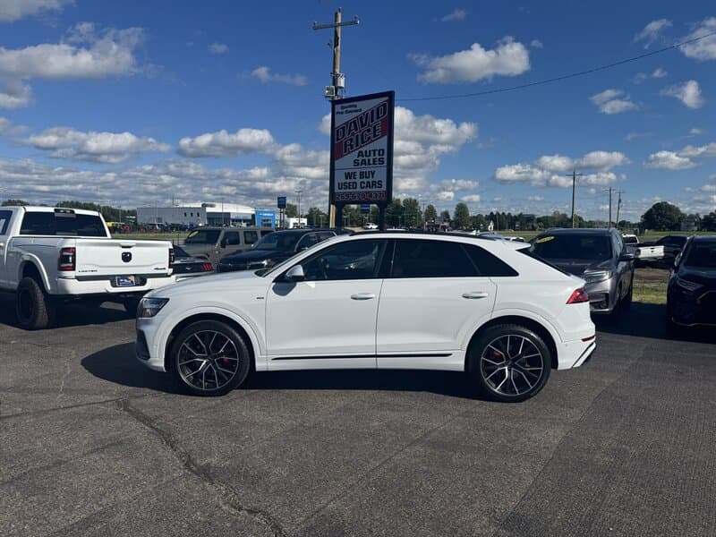2022 AUDI Q8 Prestige