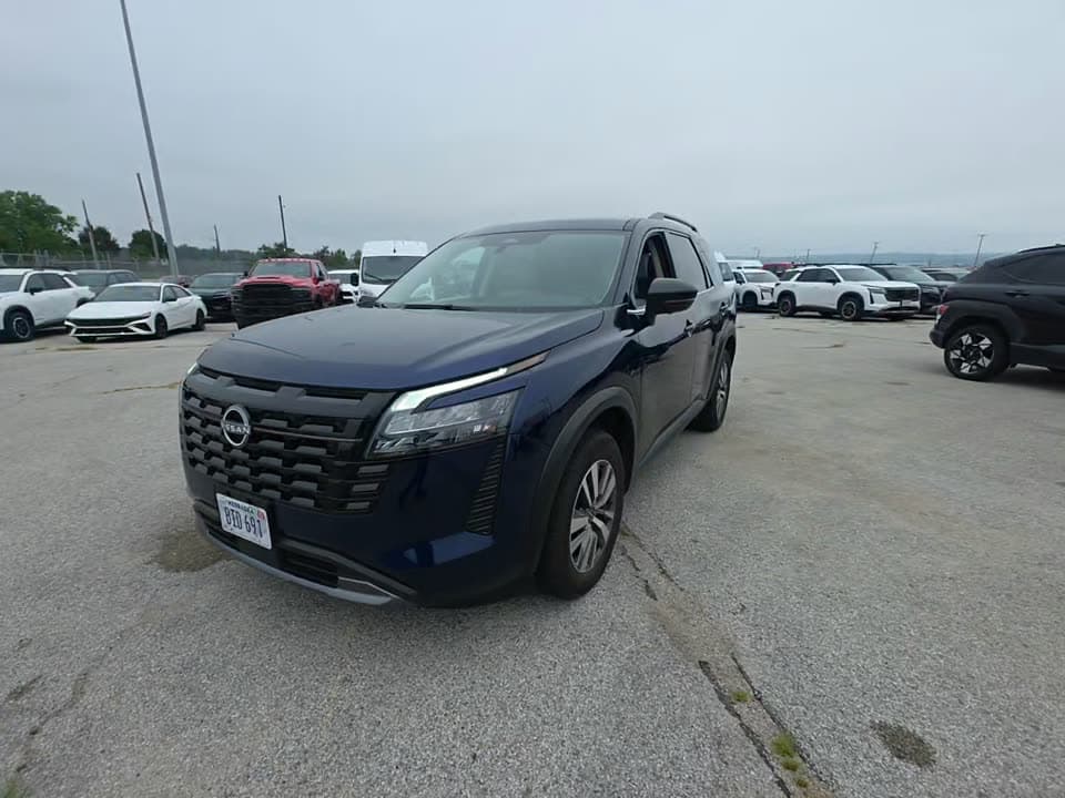 2026 NISSAN PATHFINDER SL