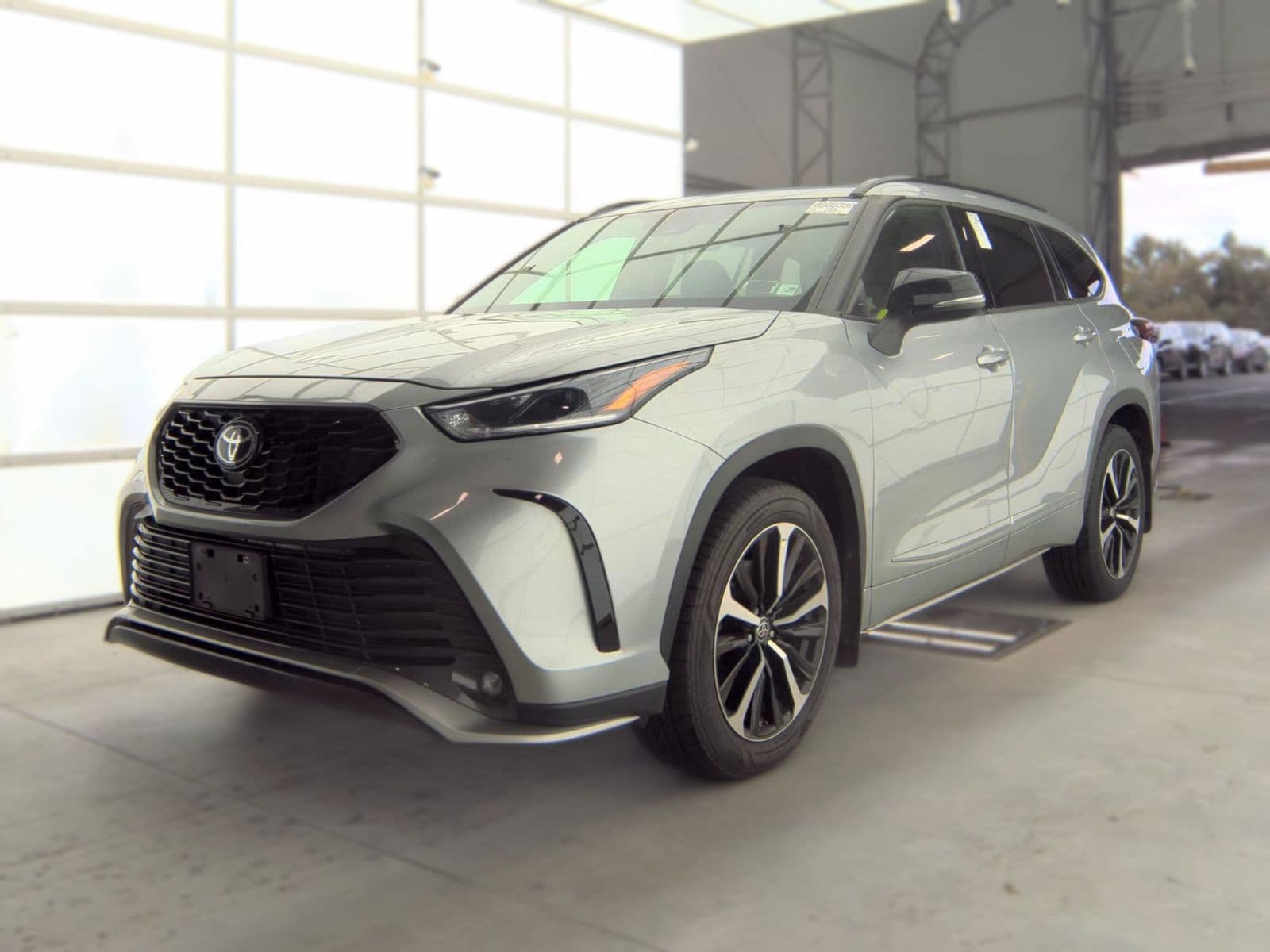 2022 TOYOTA HIGHLANDER XSE