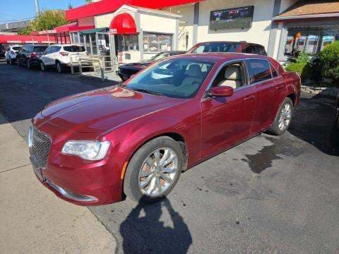 2017 CHRYSLER 300 Limited 1