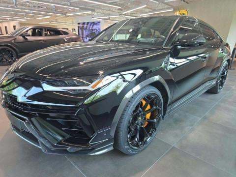 2024 LAMBORGHINI URUS Performante