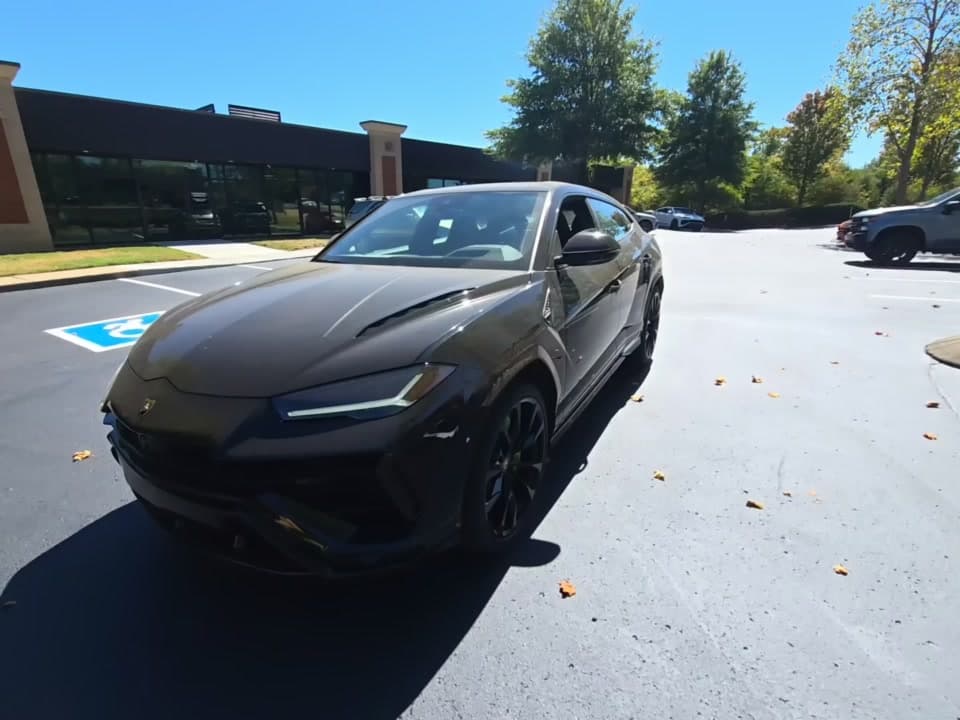 2023 LAMBORGHINI URUS S