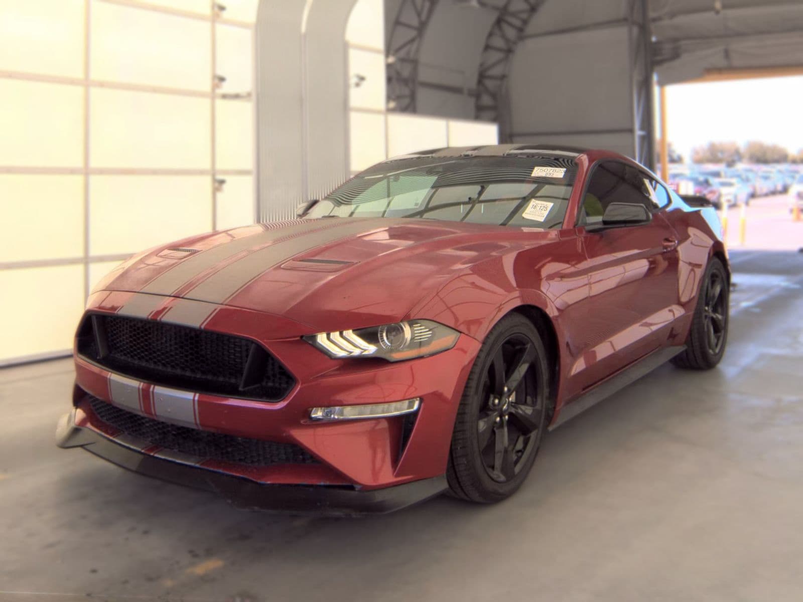 2021 FORD MUSTANG EcoBoost 1