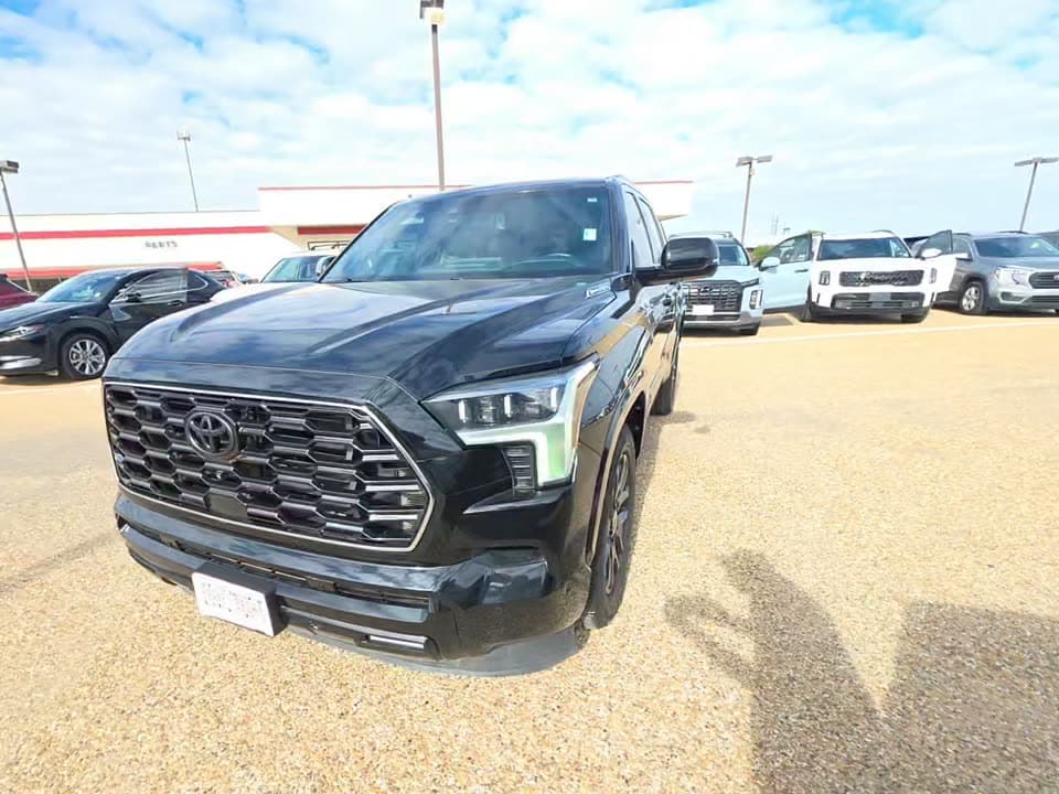 2024 TOYOTA SEQUOIA Platinum