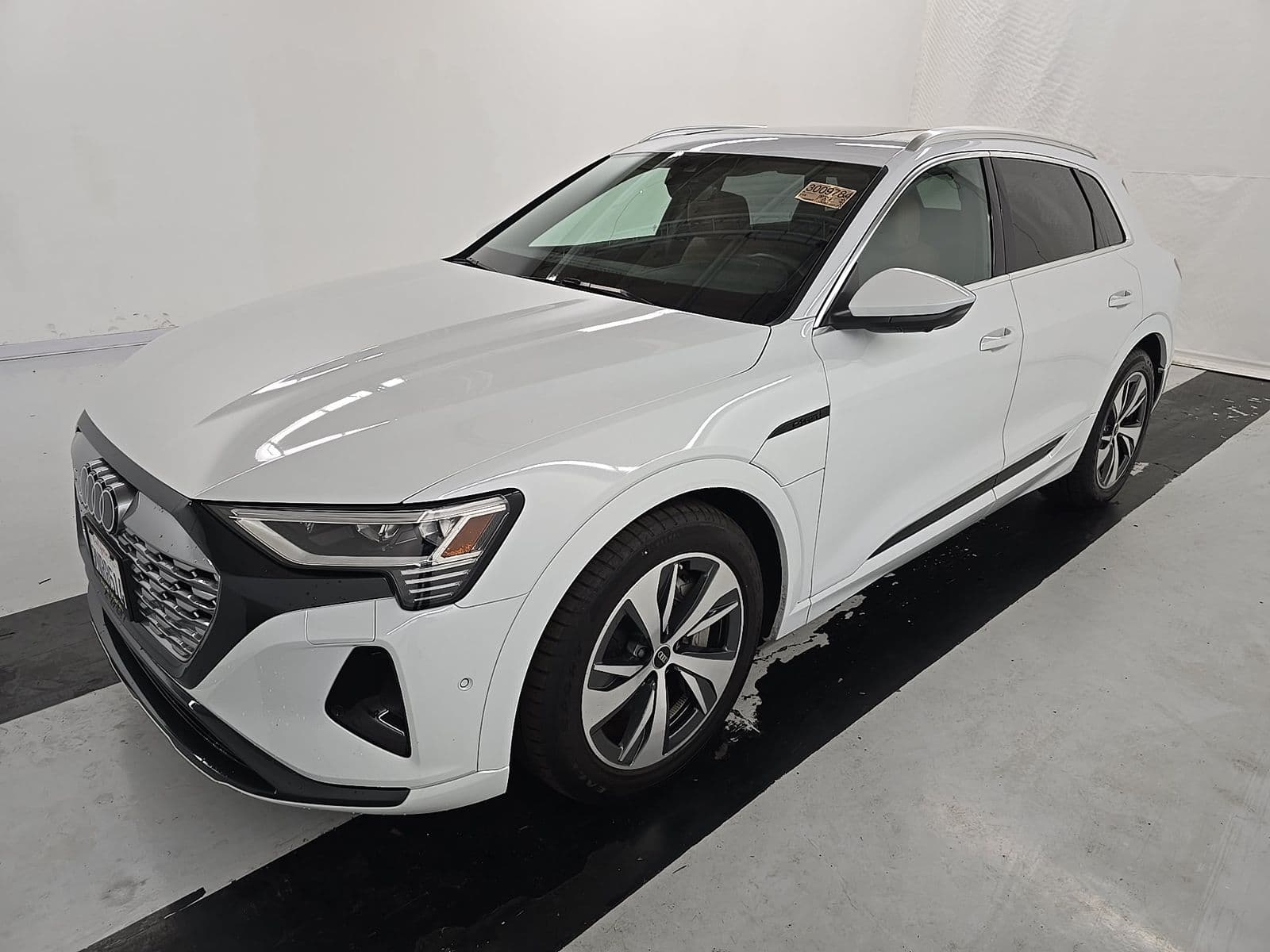 2024 AUDI Q8 E-TRON PREMIUM Plus