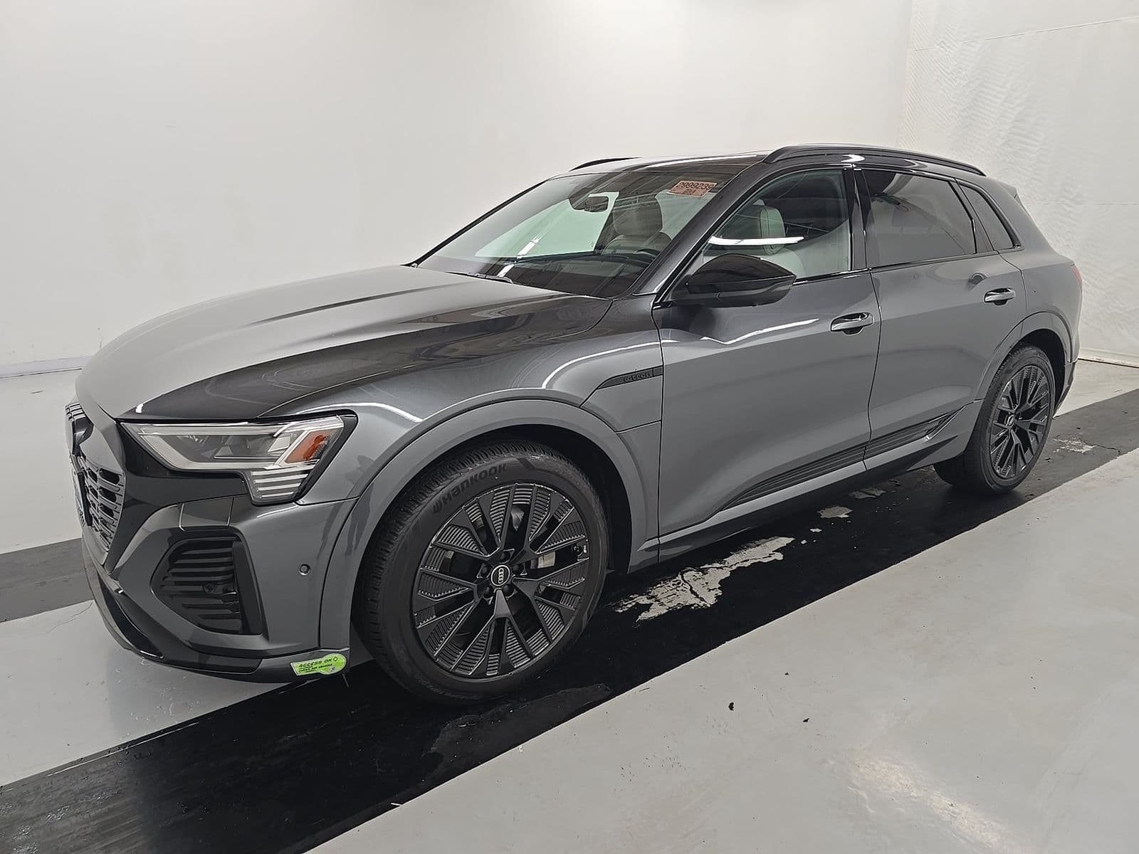 2024 AUDI Q8 E-TRON Prestige