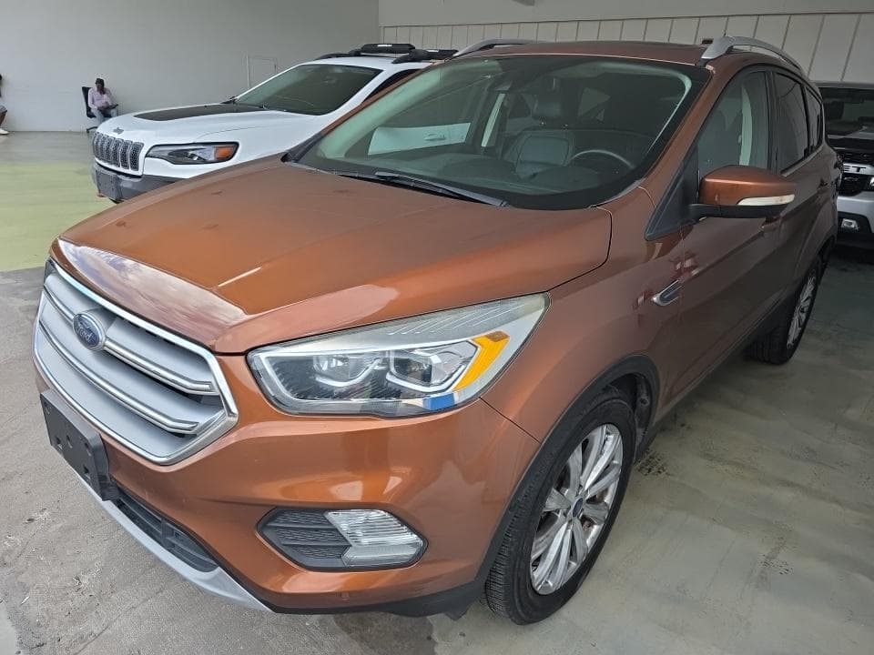 2017 FORD ESCAPE Titanium 1