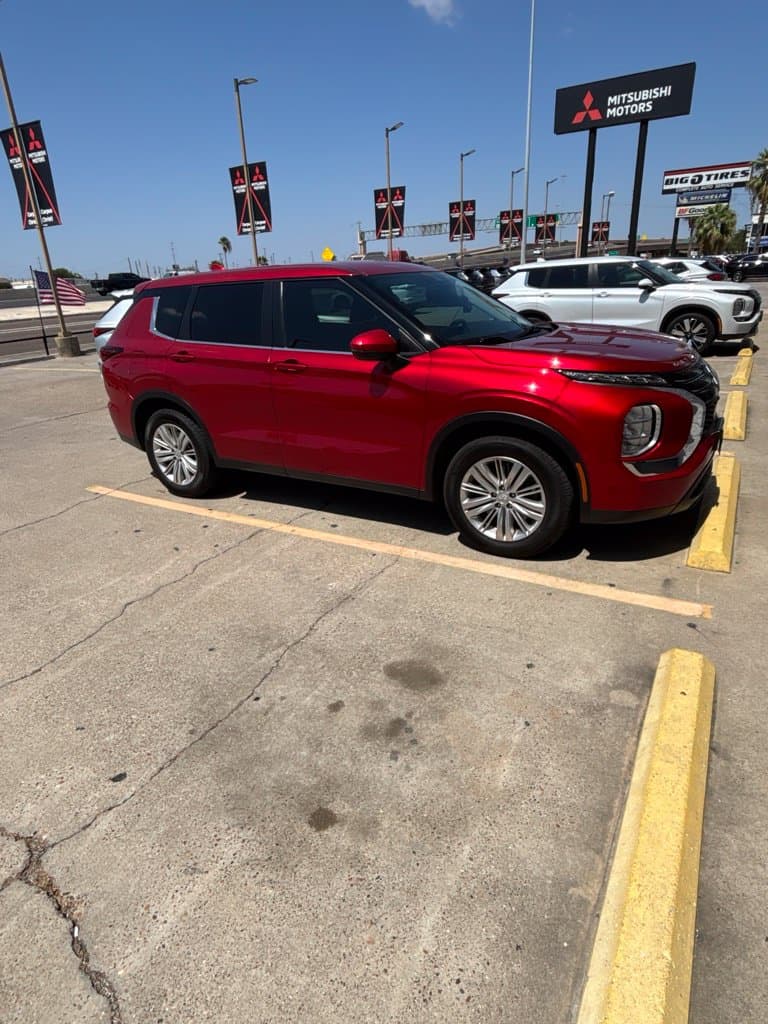 2024 MITSUBISHI OUTLANDER ES