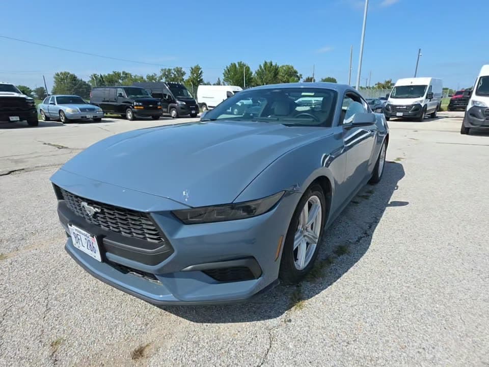 2026 FORD MUSTANG ECOBOOST Premium