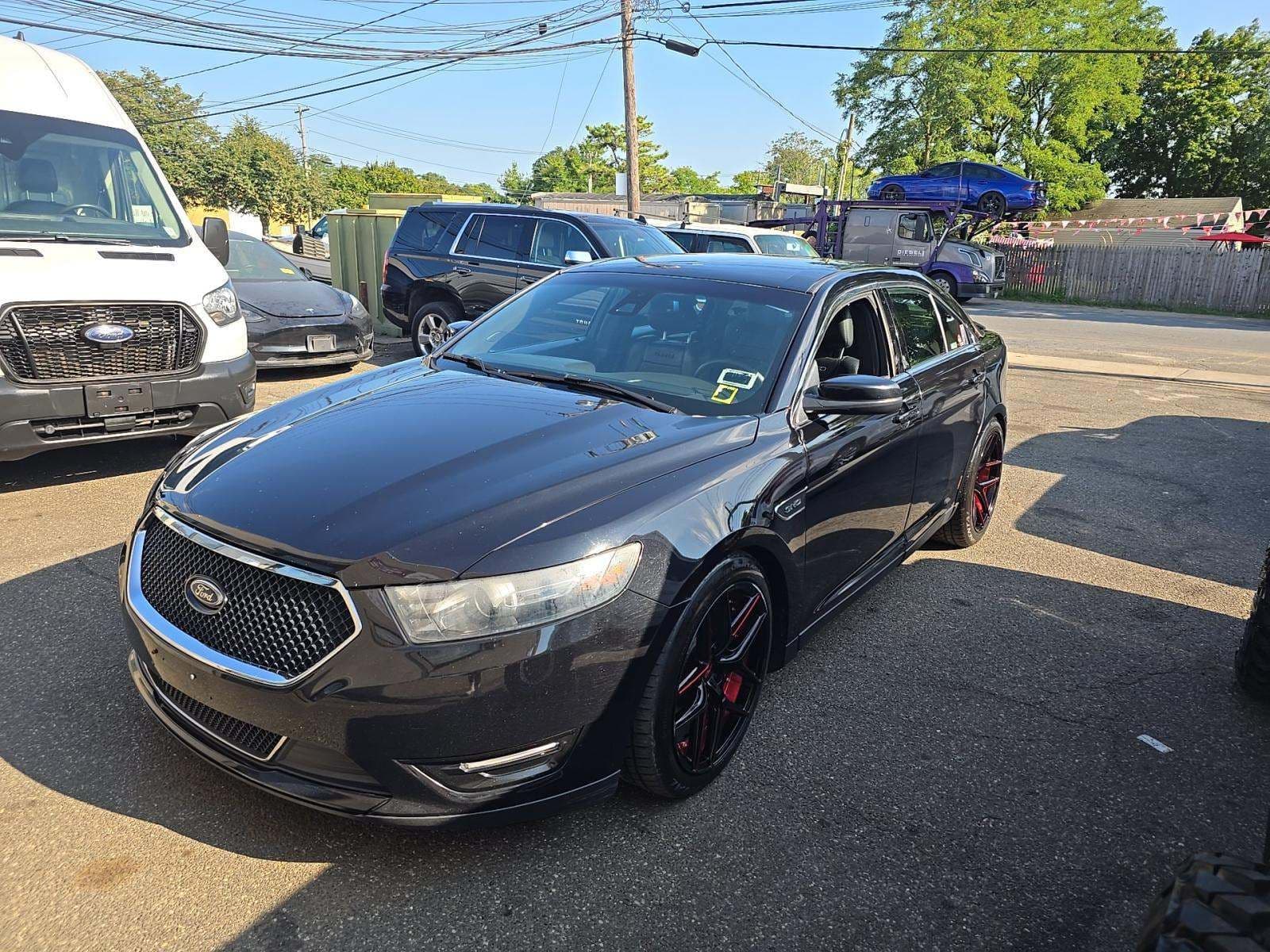 2019 FORD TAURUS SHO