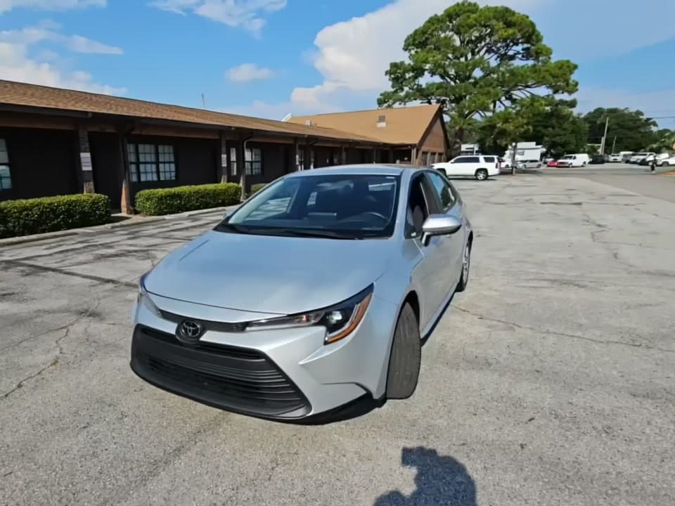 2025 TOYOTA COROLLA LE 1
