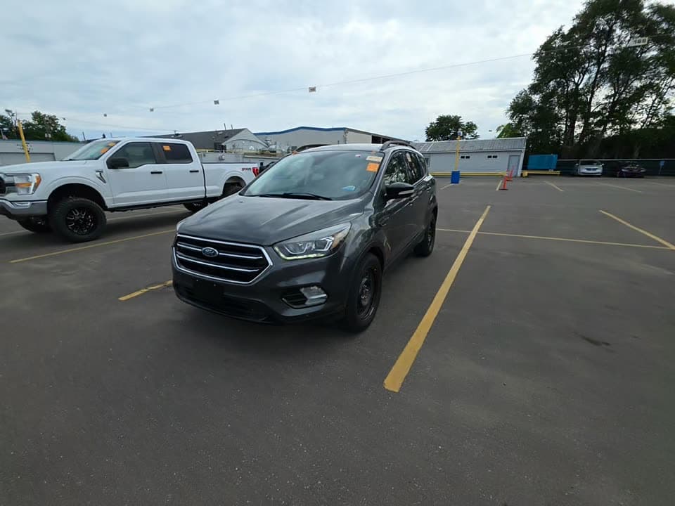 2019 FORD ESCAPE Titanium