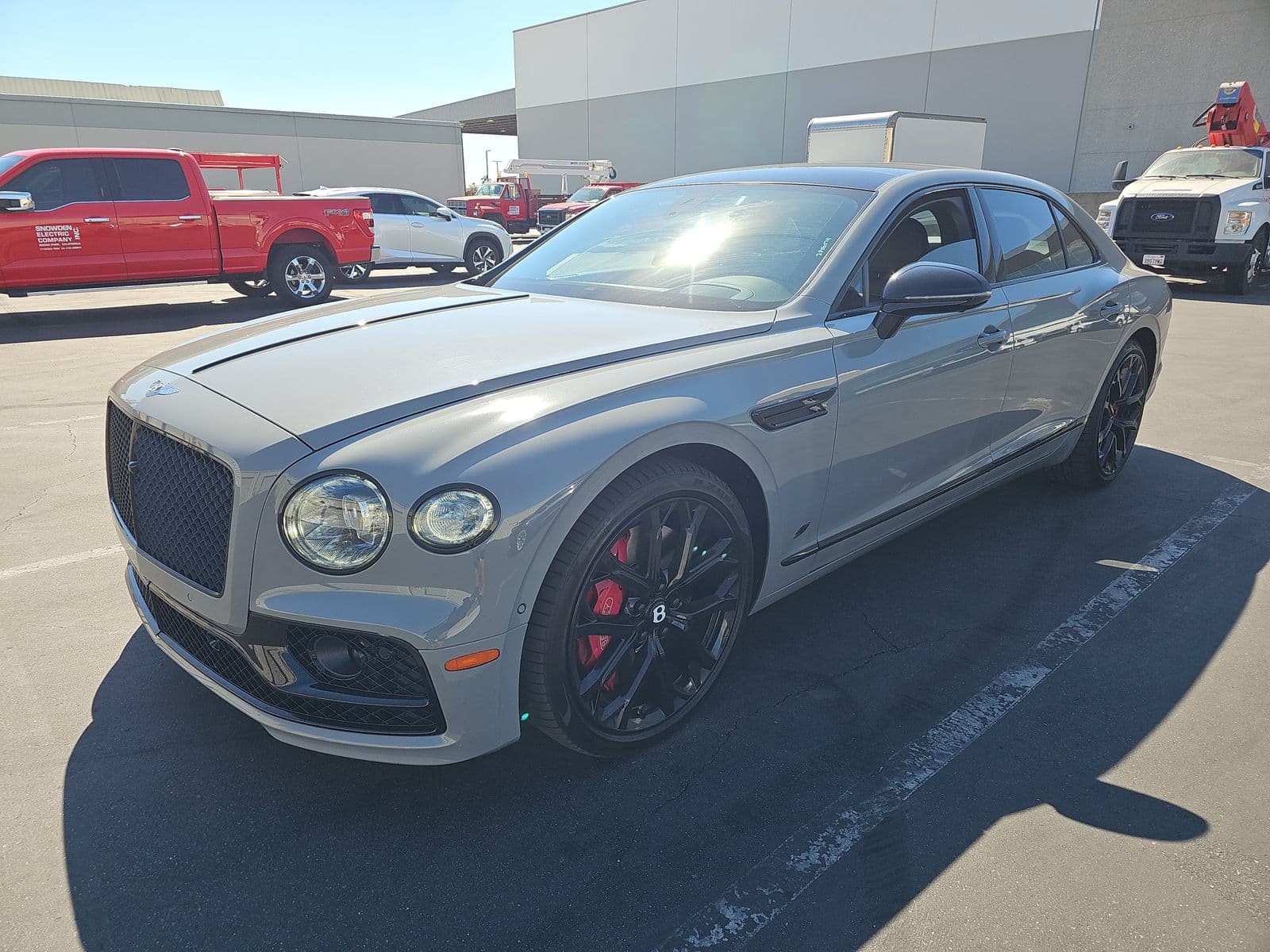 2024 BENTLEY FLYING SPUR V8 S