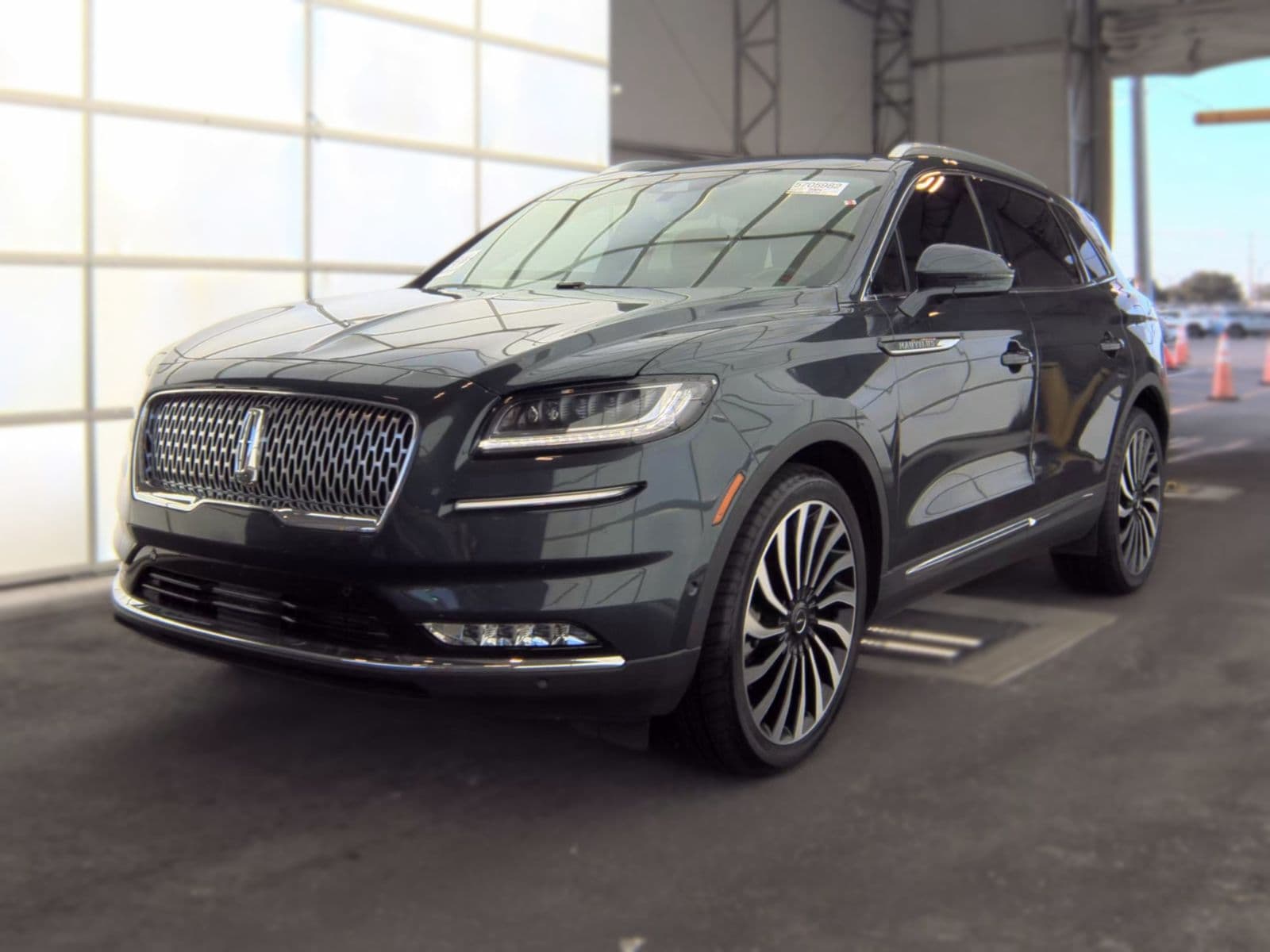 2023 LINCOLN NAUTILUS BLACK Label