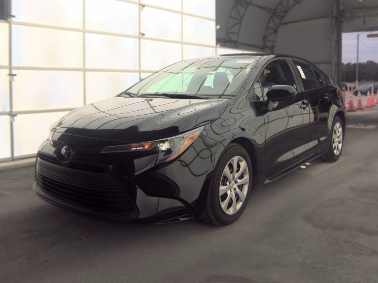 2025 TOYOTA COROLLA LE 1