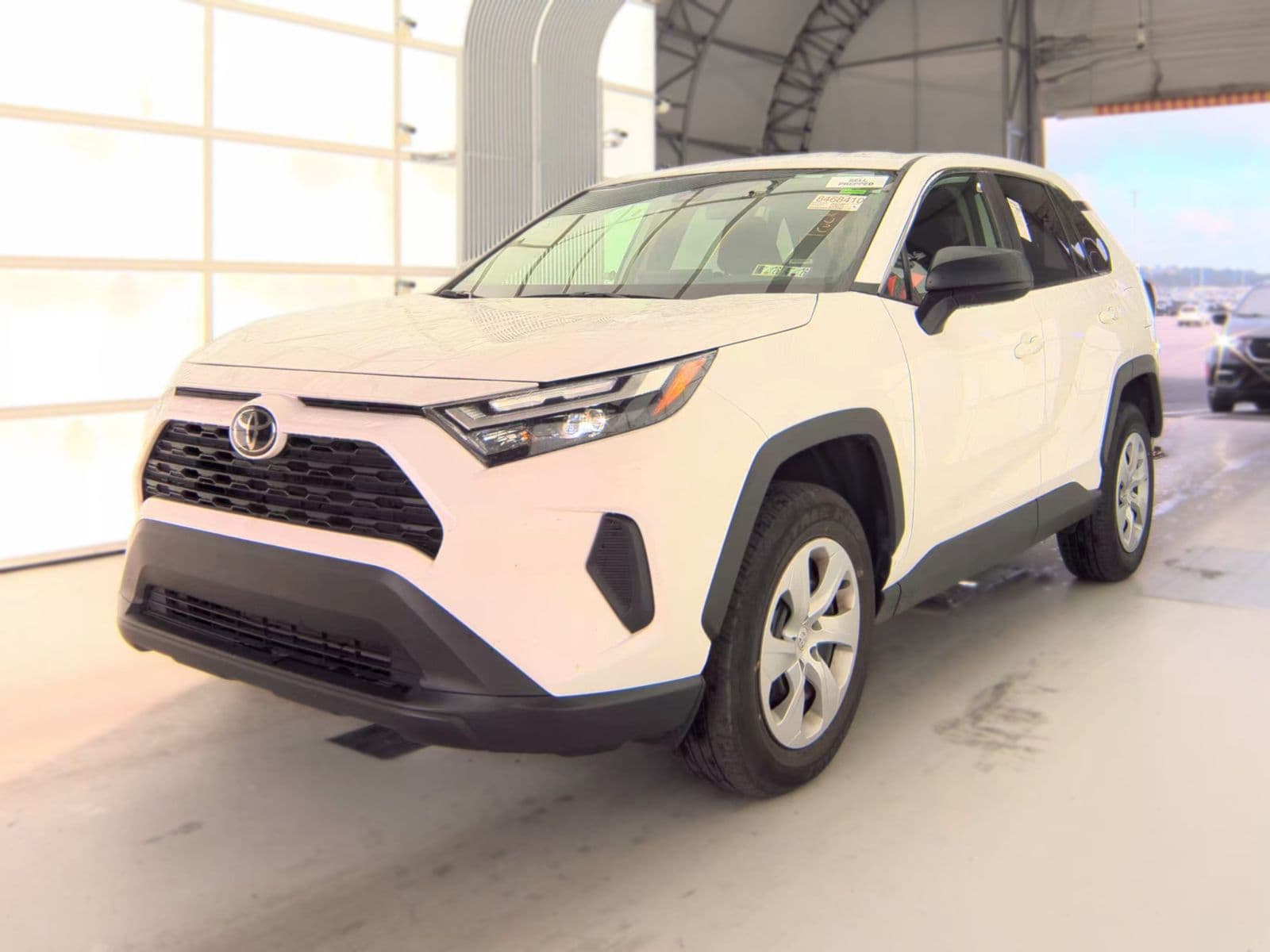 2025 TOYOTA RAV4 LE