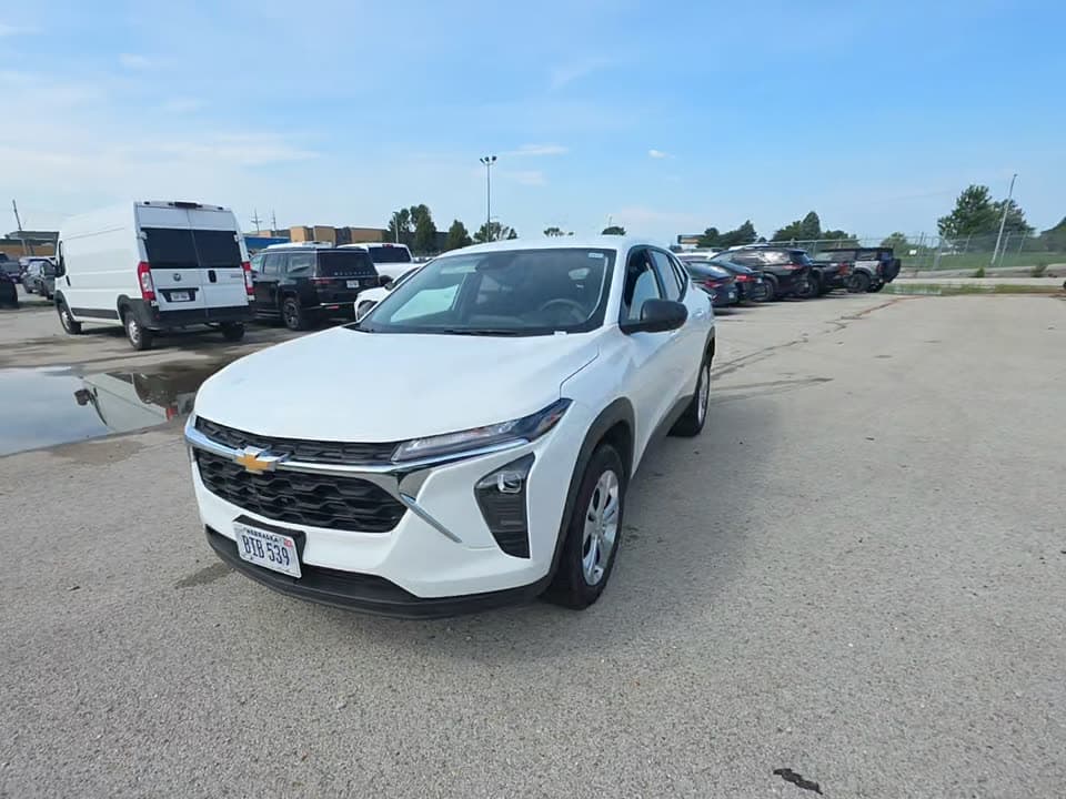 2026 CHEVROLET TRAX LS